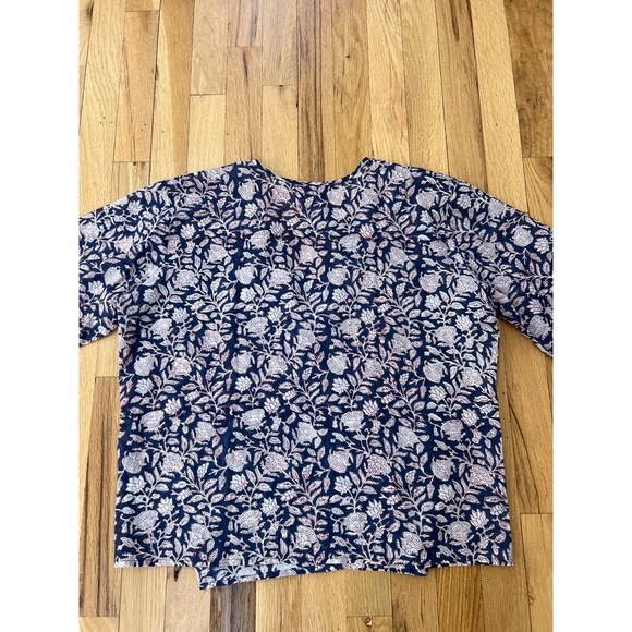 Shade Amour Wrap Top NWT (OS) - Picture 2 of 6